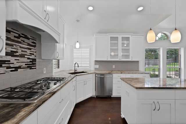 7605 Bridlewood Court, North Richland Hills, TX 76182