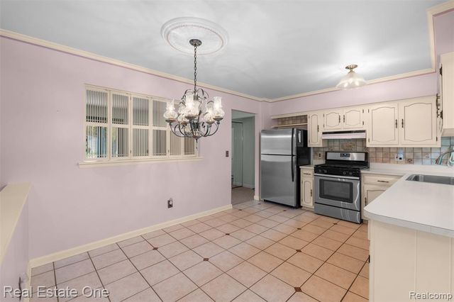 14970 Loyola Drive, Sterling Heights, MI 48313