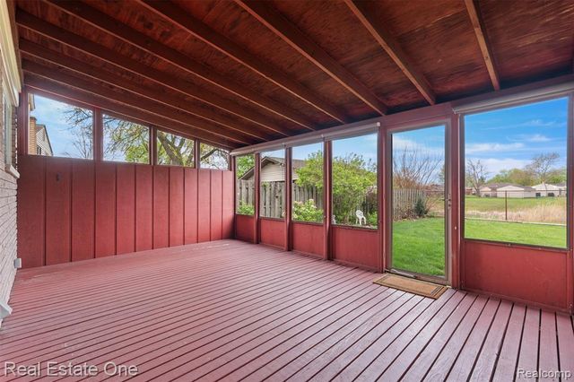 14970 Loyola Drive, Sterling Heights, MI 48313