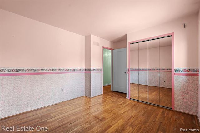 14970 Loyola Drive, Sterling Heights, MI 48313