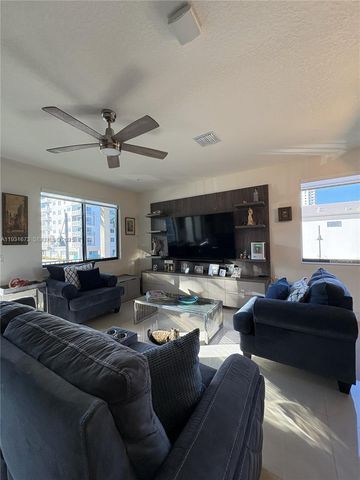 4749 NW 85th Ave, Doral, FL 33166