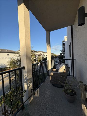 4749 NW 85th Ave, Doral, FL 33166