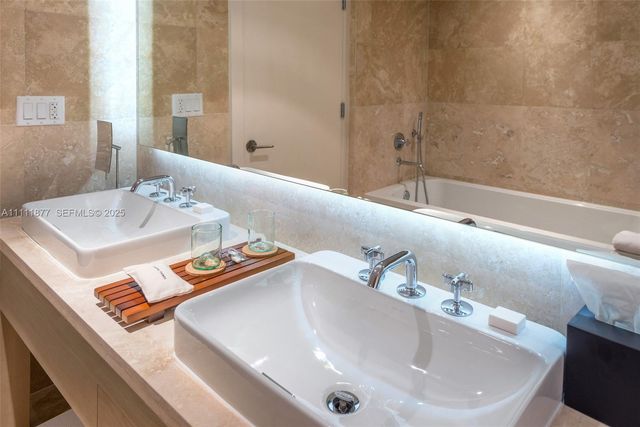 102 24th Street 915, Miami Beach, FL 33139