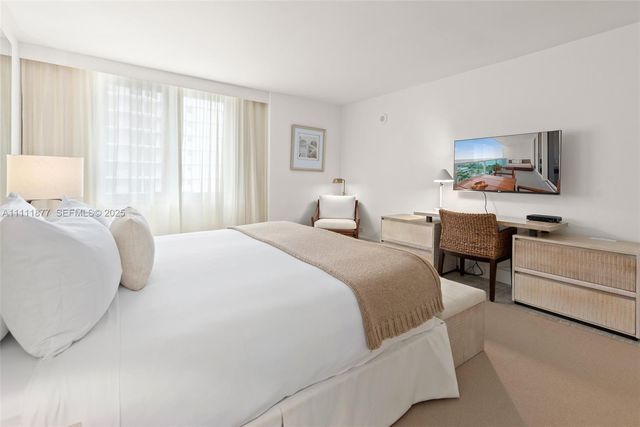 102 24th Street 915, Miami Beach, FL 33139