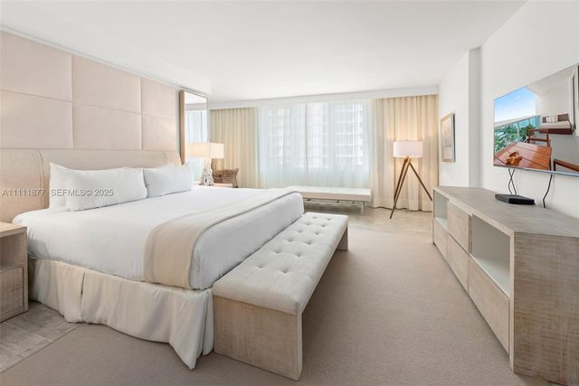 102 24th Street 915, Miami Beach, FL 33139