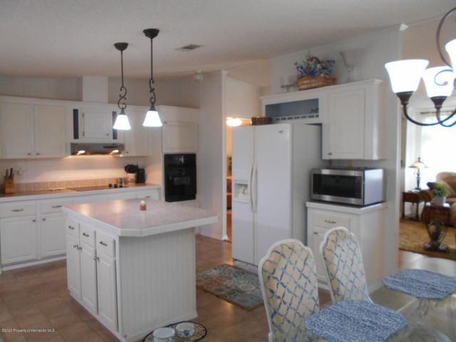 9826 Scepter Avenue, Brooksville, FL 34613