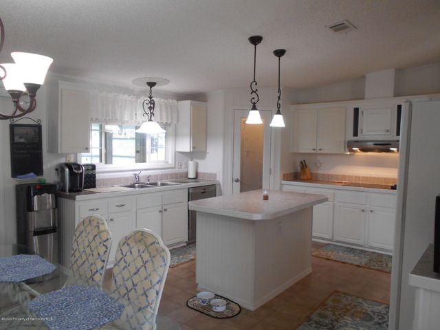 9826 Scepter Avenue, Brooksville, FL 34613