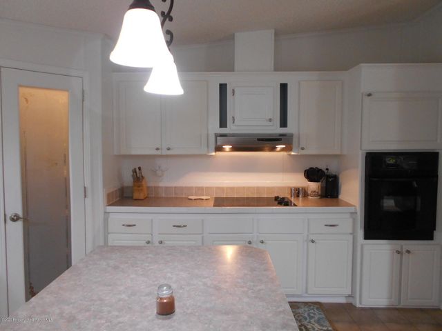 9826 Scepter Avenue, Brooksville, FL 34613