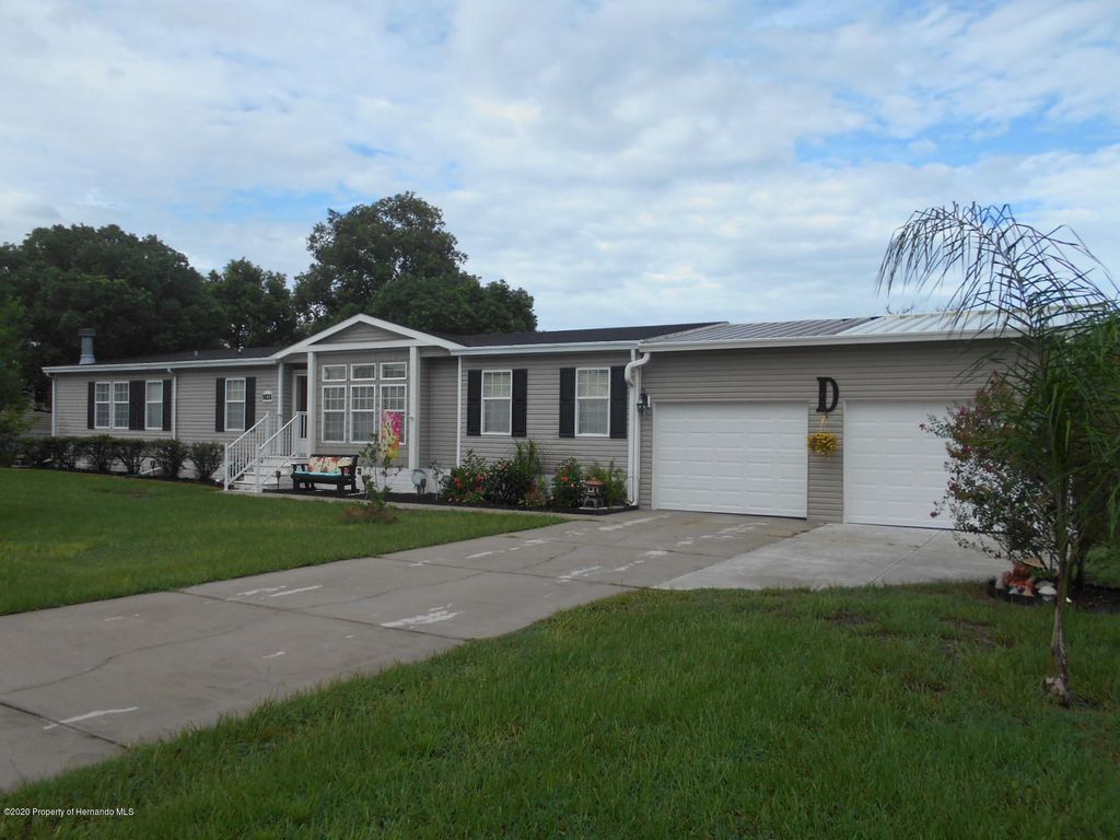 9826 Scepter Avenue, Brooksville, FL 34613