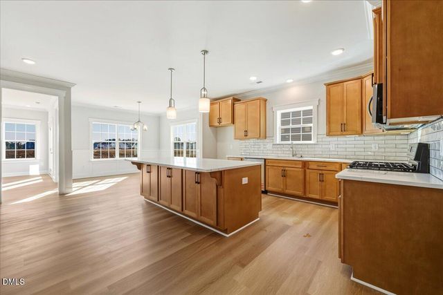1040 Fairhaven Drive 101, Mebane, NC 27302