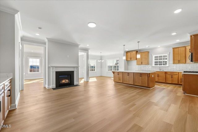 1040 Fairhaven Drive 101, Mebane, NC 27302