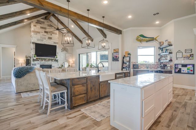 8701 County Road 1129, Godley, TX 76044