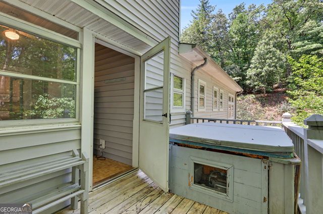 1252 Worley Creek Road, Lakemont, GA 30552
