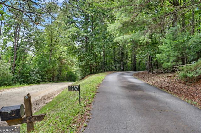 1252 Worley Creek Road, Lakemont, GA 30552