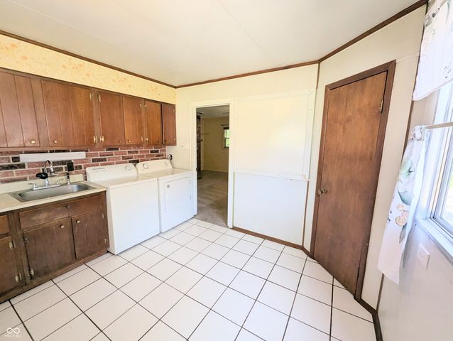 472 Carol Drive, Greenwood, IN 46143