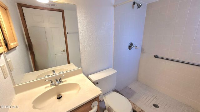 1101 SUN SHADOW Drive, El Paso, TX 79912