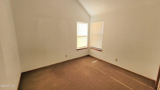 1101 SUN SHADOW Drive, El Paso, TX 79912
