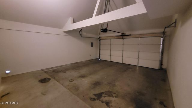 1101 SUN SHADOW Drive, El Paso, TX 79912