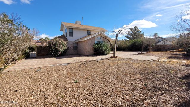 1101 SUN SHADOW Drive, El Paso, TX 79912