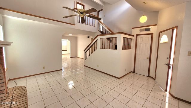 1101 SUN SHADOW Drive, El Paso, TX 79912