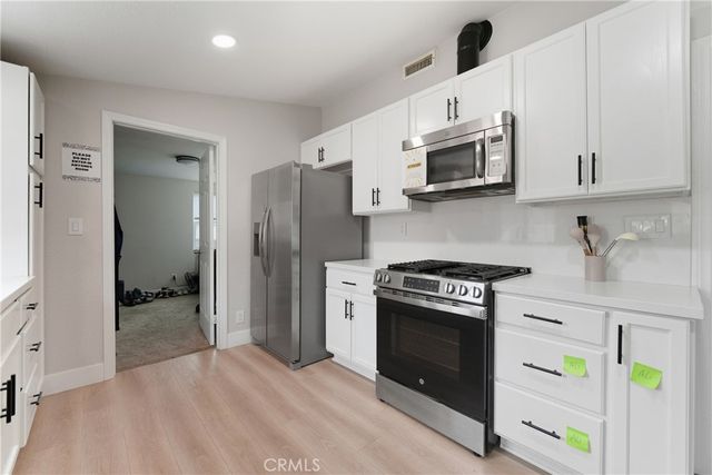 332 S Ramona, Hemet, CA 92543