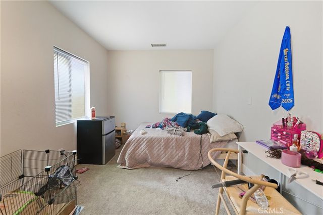 332 S Ramona, Hemet, CA 92543