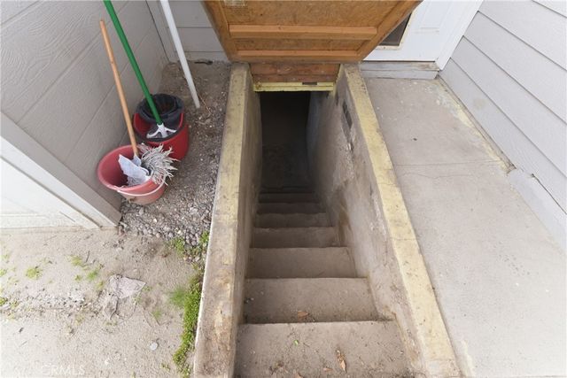 332 S Ramona, Hemet, CA 92543