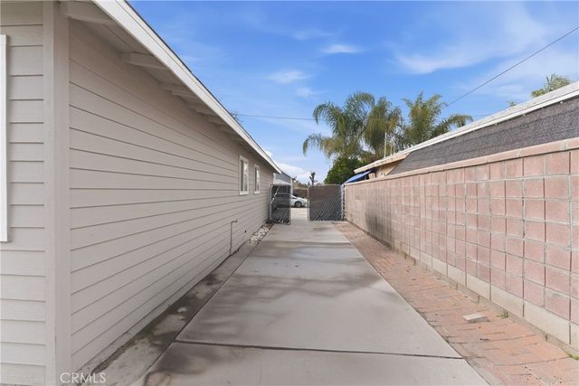332 S Ramona, Hemet, CA 92543