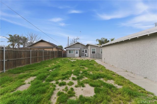 332 S Ramona, Hemet, CA 92543