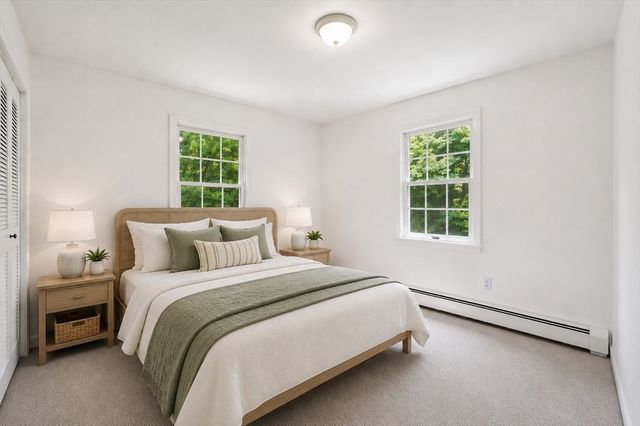 26 Foster Street, Mattapoisett, MA 02739