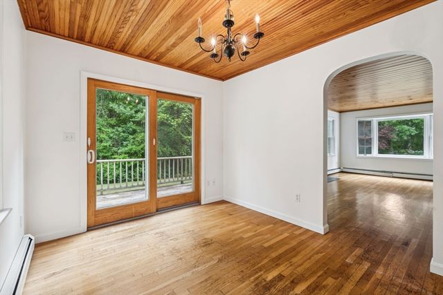 26 Foster Street, Mattapoisett, MA 02739