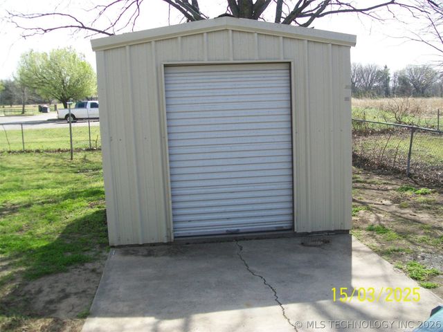 303 Willow Street, Lone Grove, OK 73443