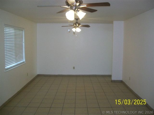 303 Willow Street, Lone Grove, OK 73443