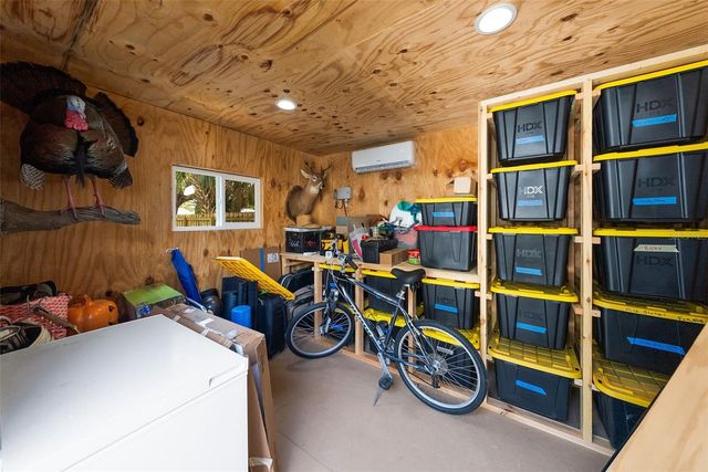 4722 W WALLCRAFT AVENUE, Tampa, FL 33611