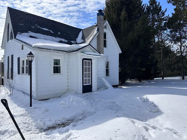 20370 Honor Highway, Inland Twp, MI 49649