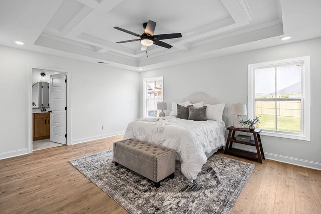 301 Kildeer Dr, Clarksville, TN 37040
