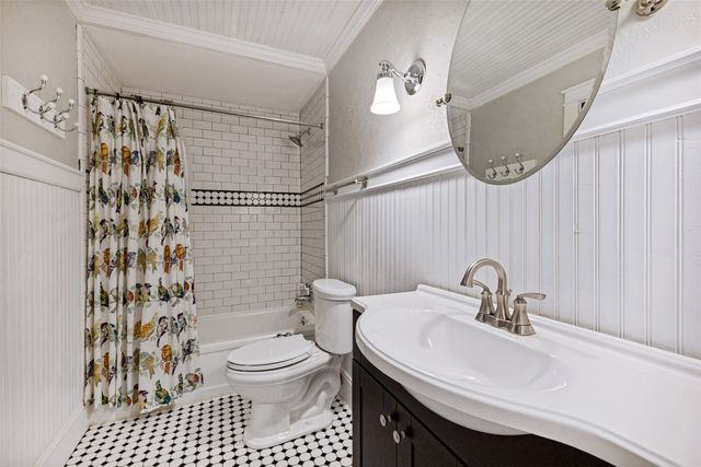 7736 El Santo Lane, Dallas, TX 75248