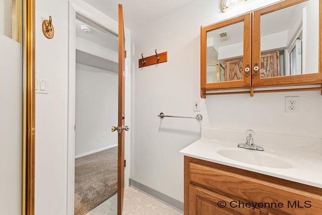 731 MELTON ST, Cheyenne, WY 82009