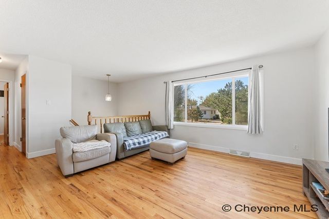 731 MELTON ST, Cheyenne, WY 82009