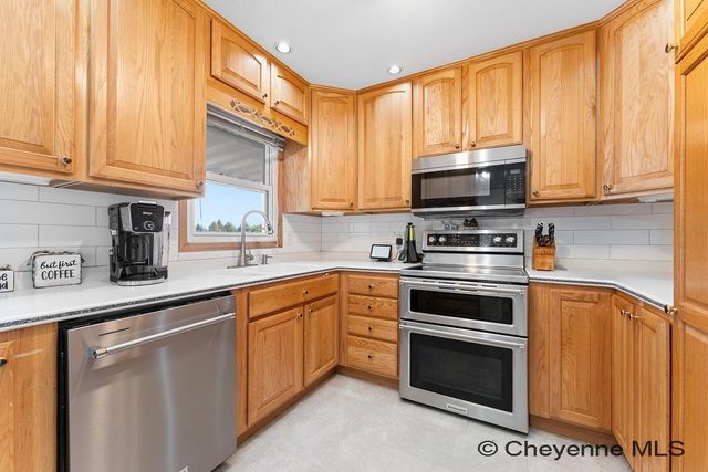 731 MELTON ST, Cheyenne, WY 82009