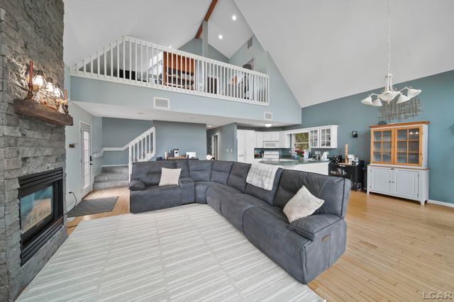 13832 Grandview Drive, Somerset Twp, MI 49233