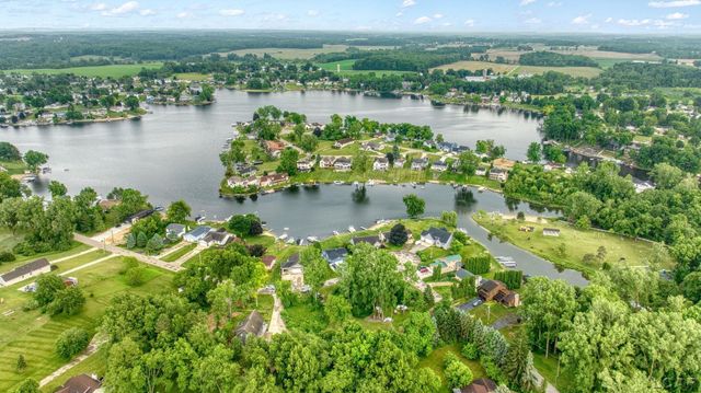 13832 Grandview Drive, Somerset Twp, MI 49233