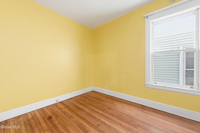 75 S Pine Avenue, Albany, NY 12208