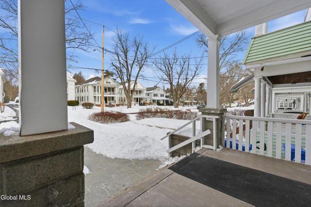 75 S Pine Avenue, Albany, NY 12208