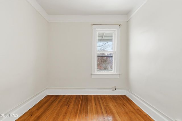 75 S Pine Avenue, Albany, NY 12208