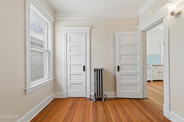 75 S Pine Avenue, Albany, NY 12208