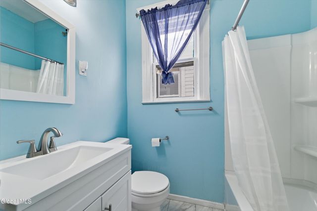 75 S Pine Avenue, Albany, NY 12208