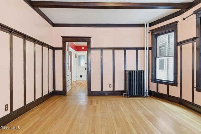 75 S Pine Avenue, Albany, NY 12208