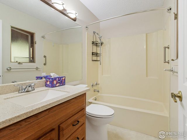 1050 S Saint Vrain Ave G-1, Estes Park, CO 80517