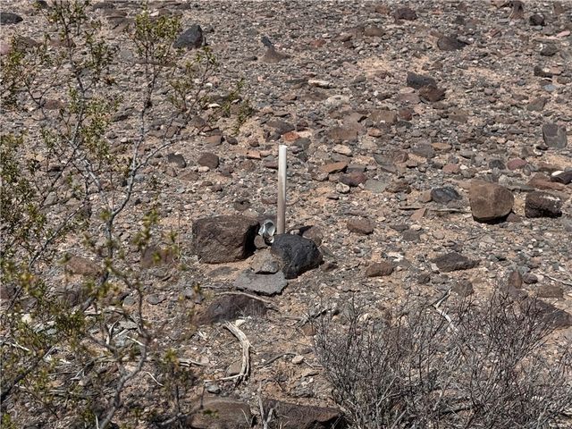 5182 N Dome Road, Golden Valley, AZ 86413